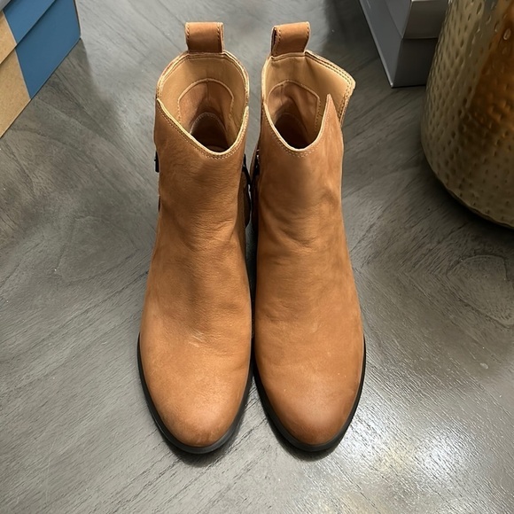 Vionic Women's Sienna Boots - Picture 5 of 15